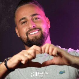 5-hollywood-smile (2)